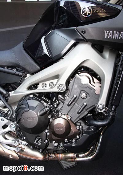 ܇(ch)Yamaha MT-09Ħ܇(ch)